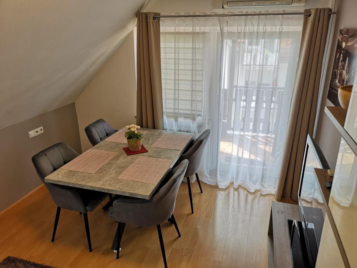 Tuniberg Restaurant Hotel フライブルク エクステリア 写真