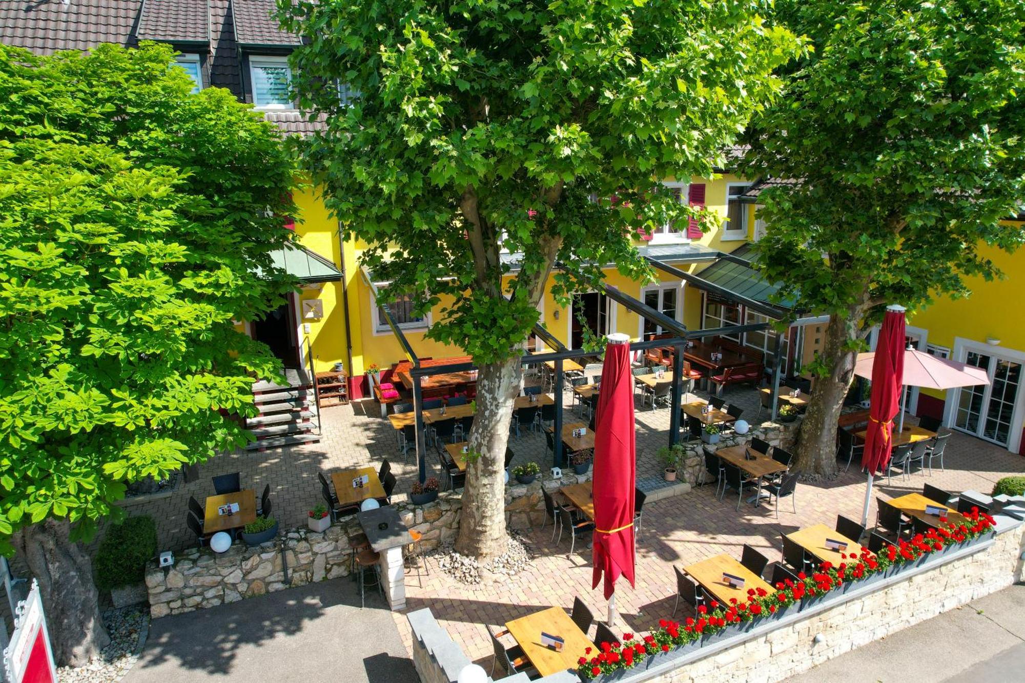 Tuniberg Restaurant Hotel フライブルク エクステリア 写真