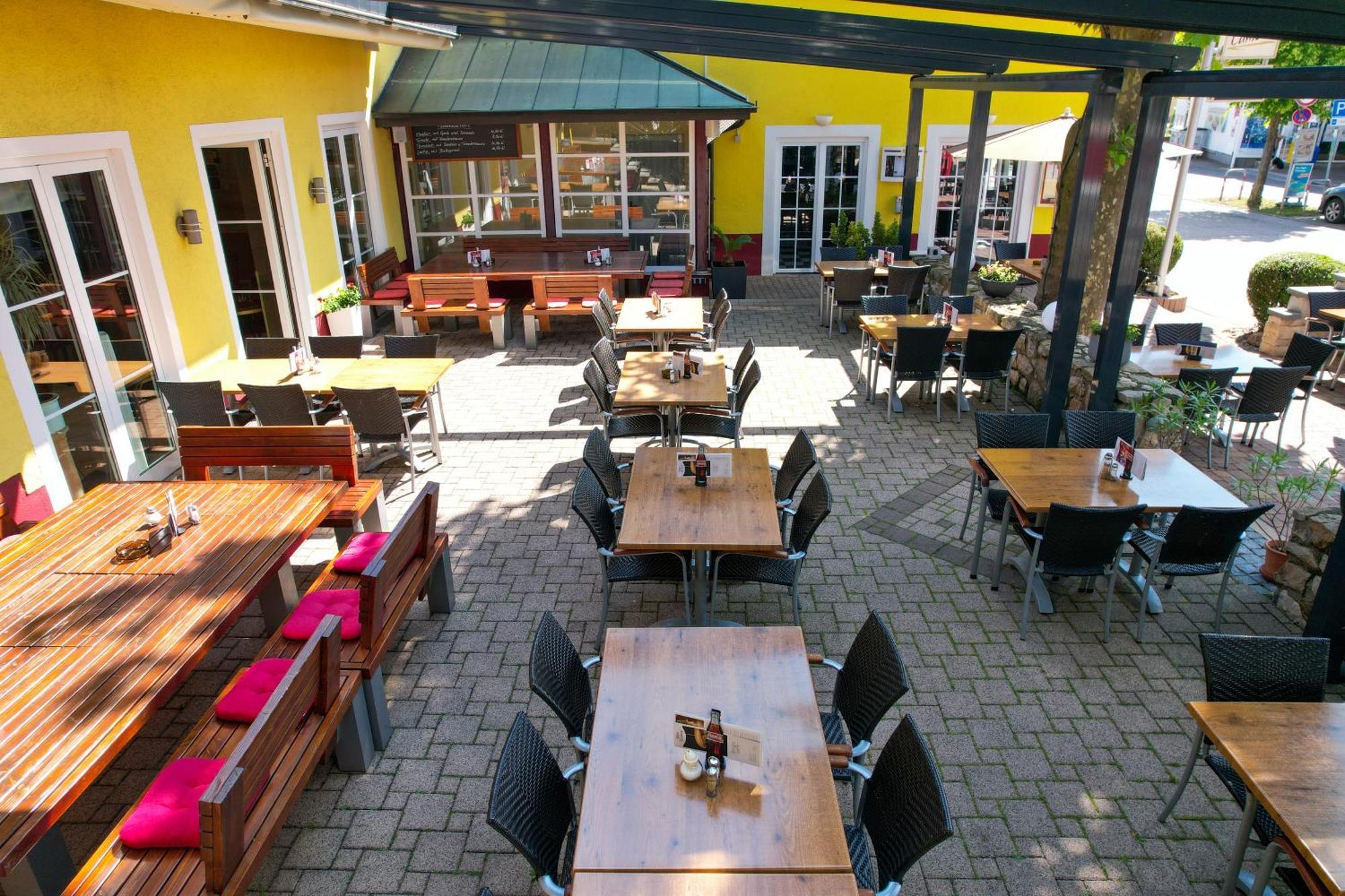 Tuniberg Restaurant Hotel フライブルク エクステリア 写真