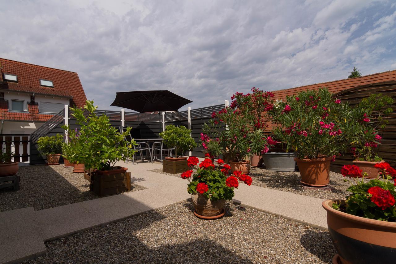 Tuniberg Restaurant Hotel フライブルク エクステリア 写真