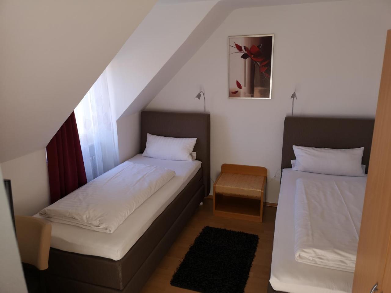 Tuniberg Restaurant Hotel フライブルク エクステリア 写真