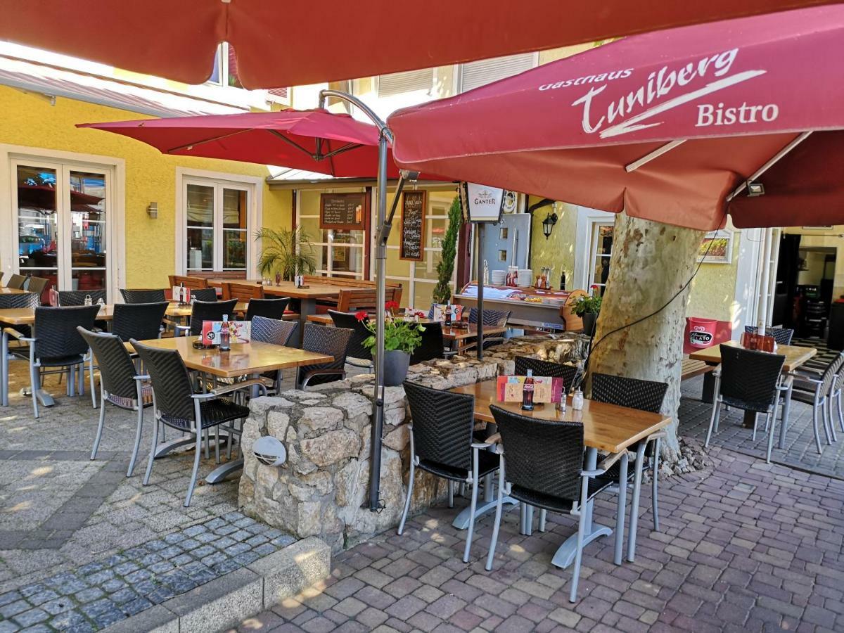 Tuniberg Restaurant Hotel フライブルク エクステリア 写真